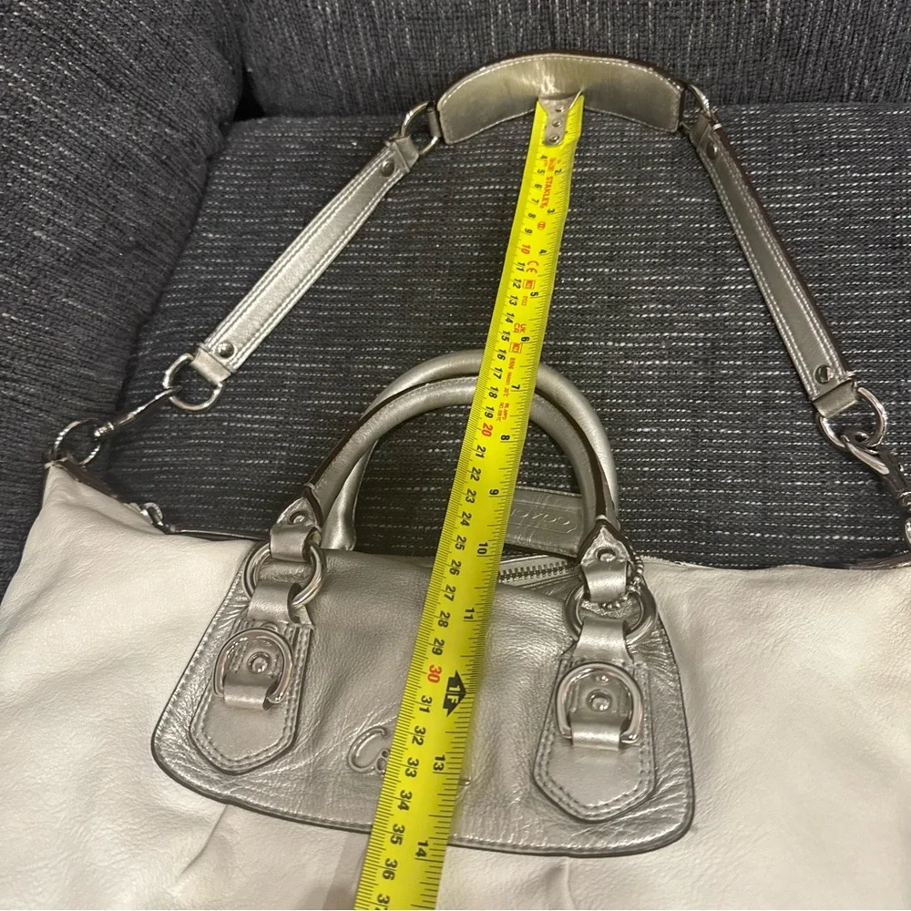 Coach Metallic Silver and Cream Satchel - excellent condition - Picture 9 of 16